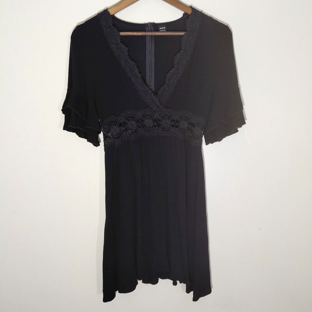Y2K Dark Fairy Goth Babydoll Top XS Lace Crochet Handkerchief Hem Romantic Witch